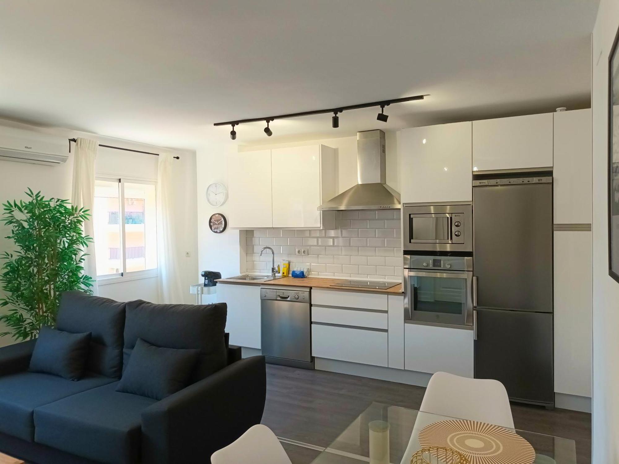 Apartamento Vacacional Cuarteles Malaga Exterior photo