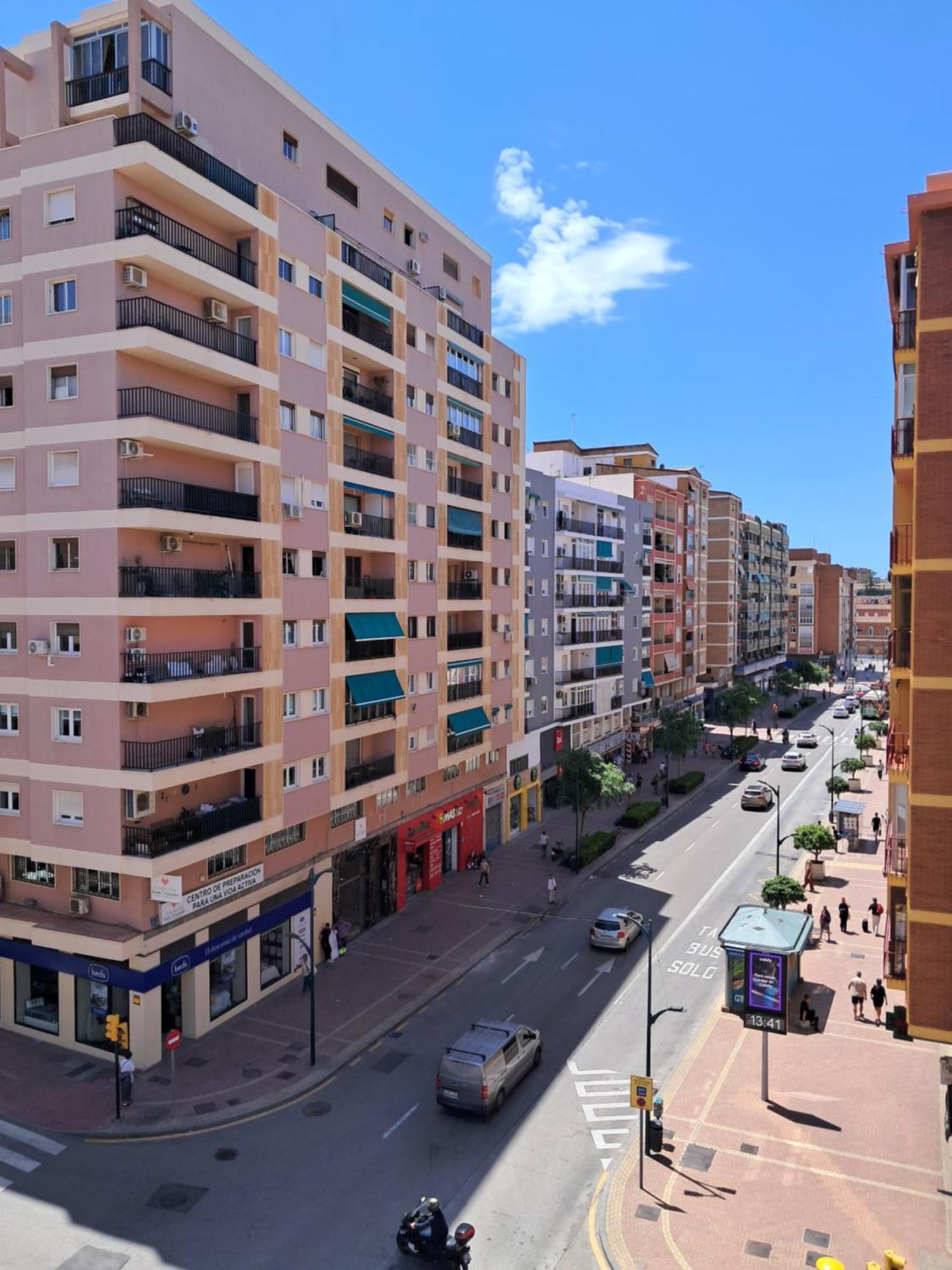 Apartamento Vacacional Cuarteles Malaga Exterior photo